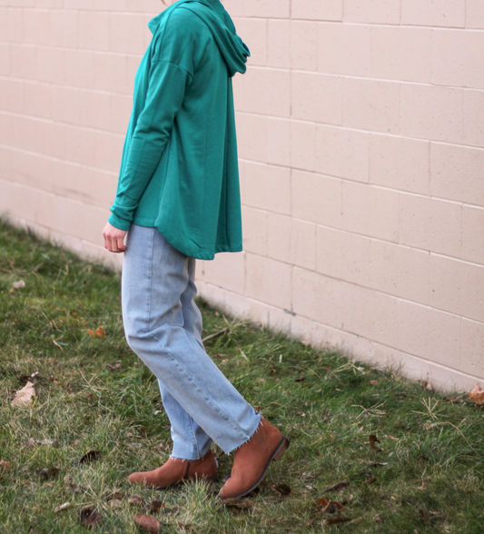 "La Brea: Straight Leg Jeans- Light Wash