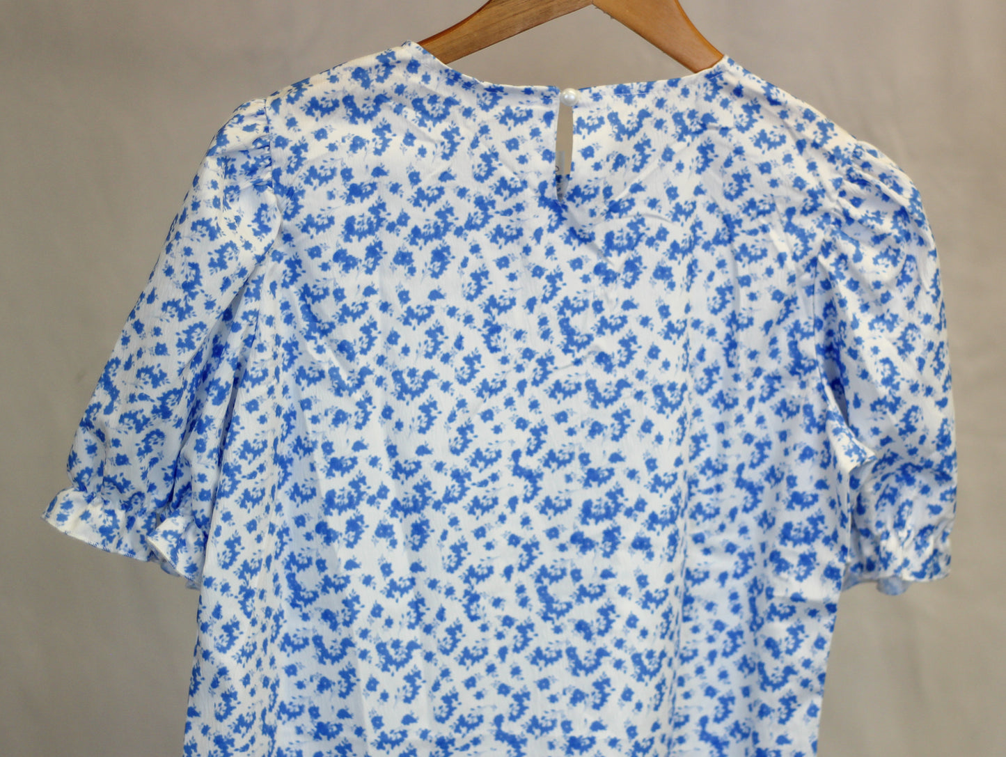Sky Blue Floral Smocked Puff Sleeve Blouse