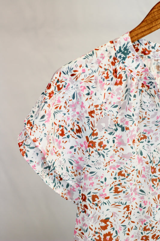 Floral Button Blouse