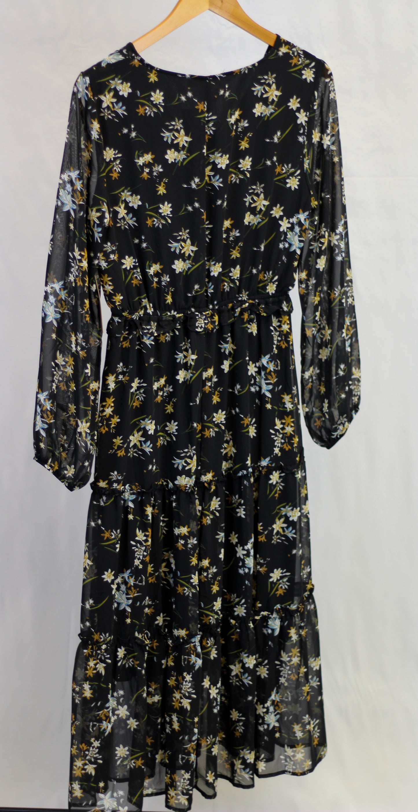 Long Sleeve Floral Cinch Waist Dress