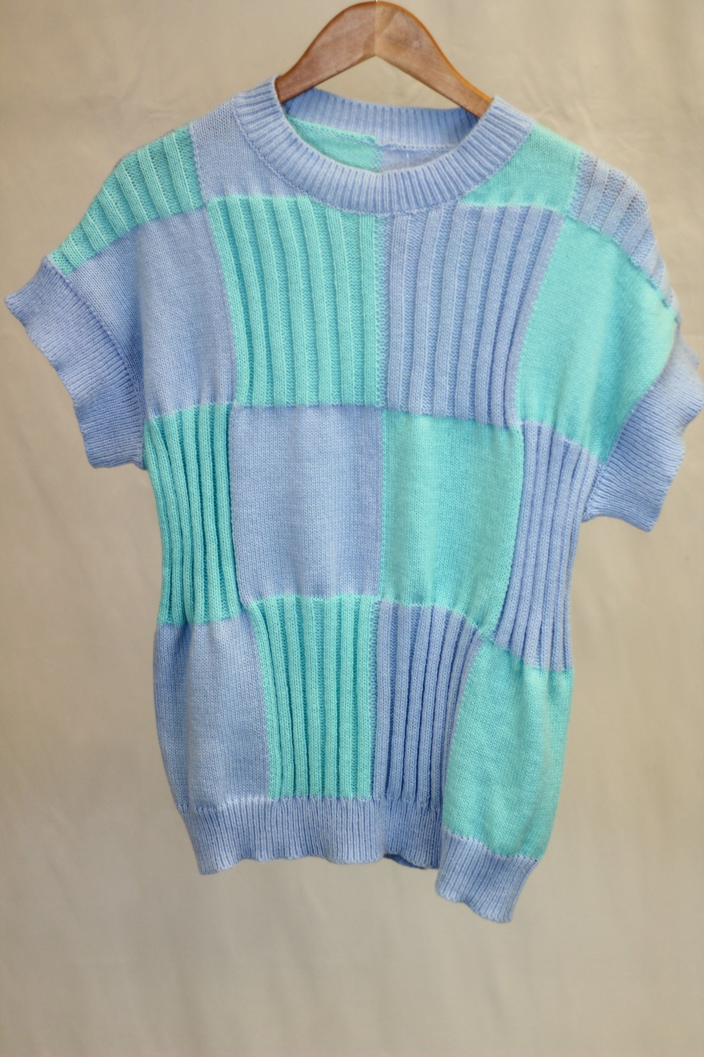 Pastel Blues Colorblock Short Sleeve Sweater