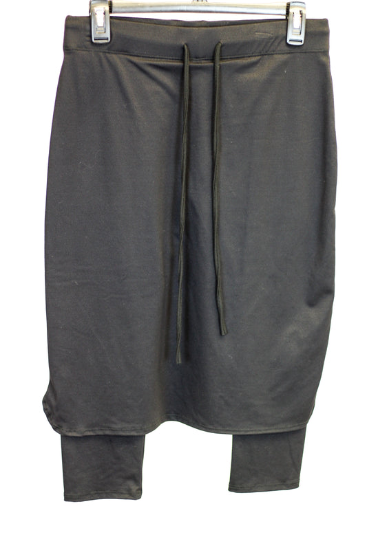 Athletic Skirt with Built-in Capris -Black