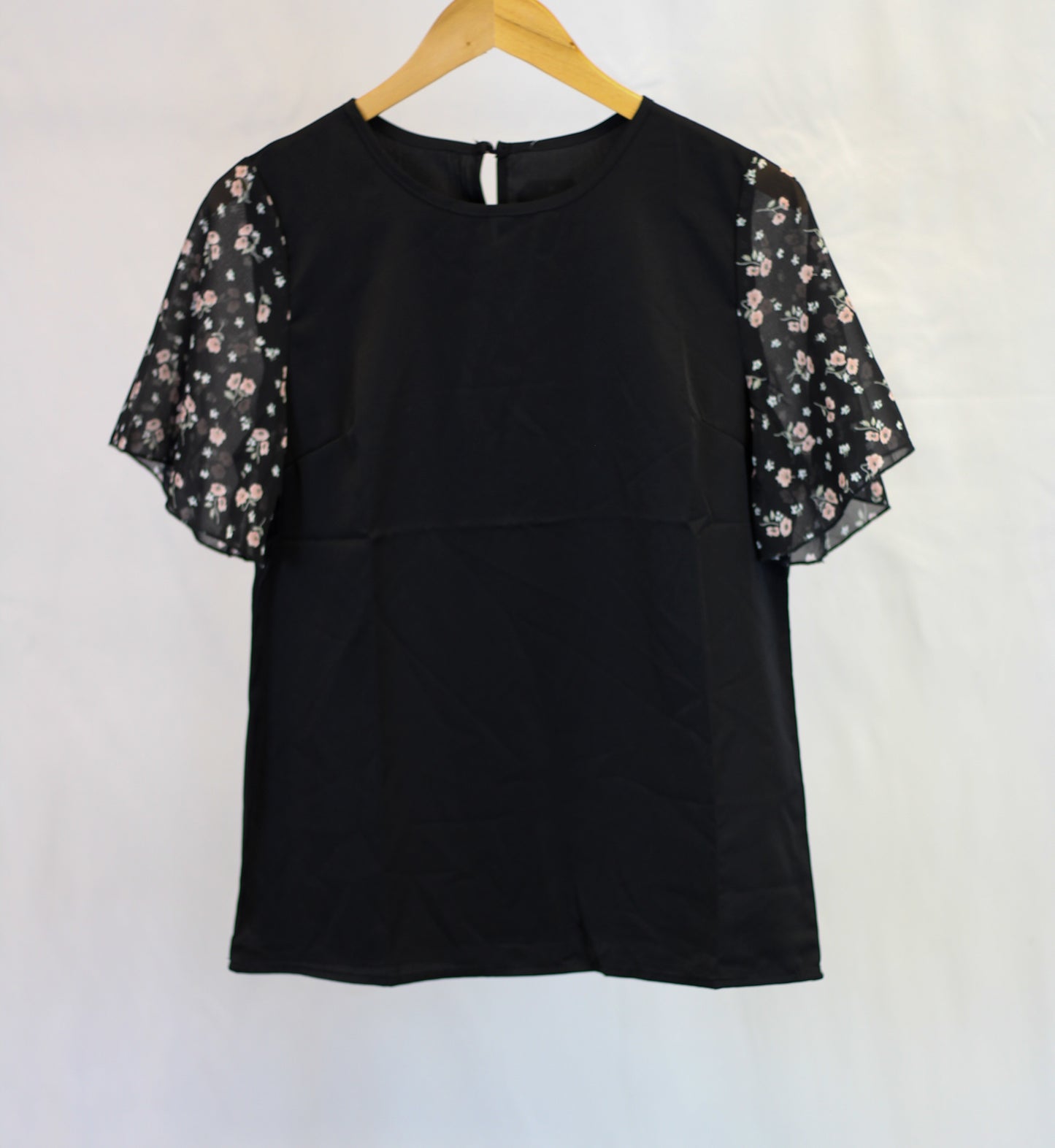 Floral Sleeve Crewneck Blouse