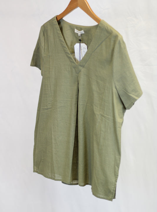 Washed Cotton Linen V-Neck Top