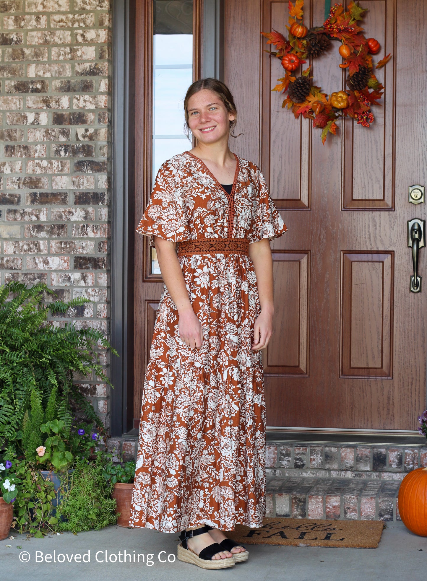 Rustic Floral Lace Trim Maxi Dress